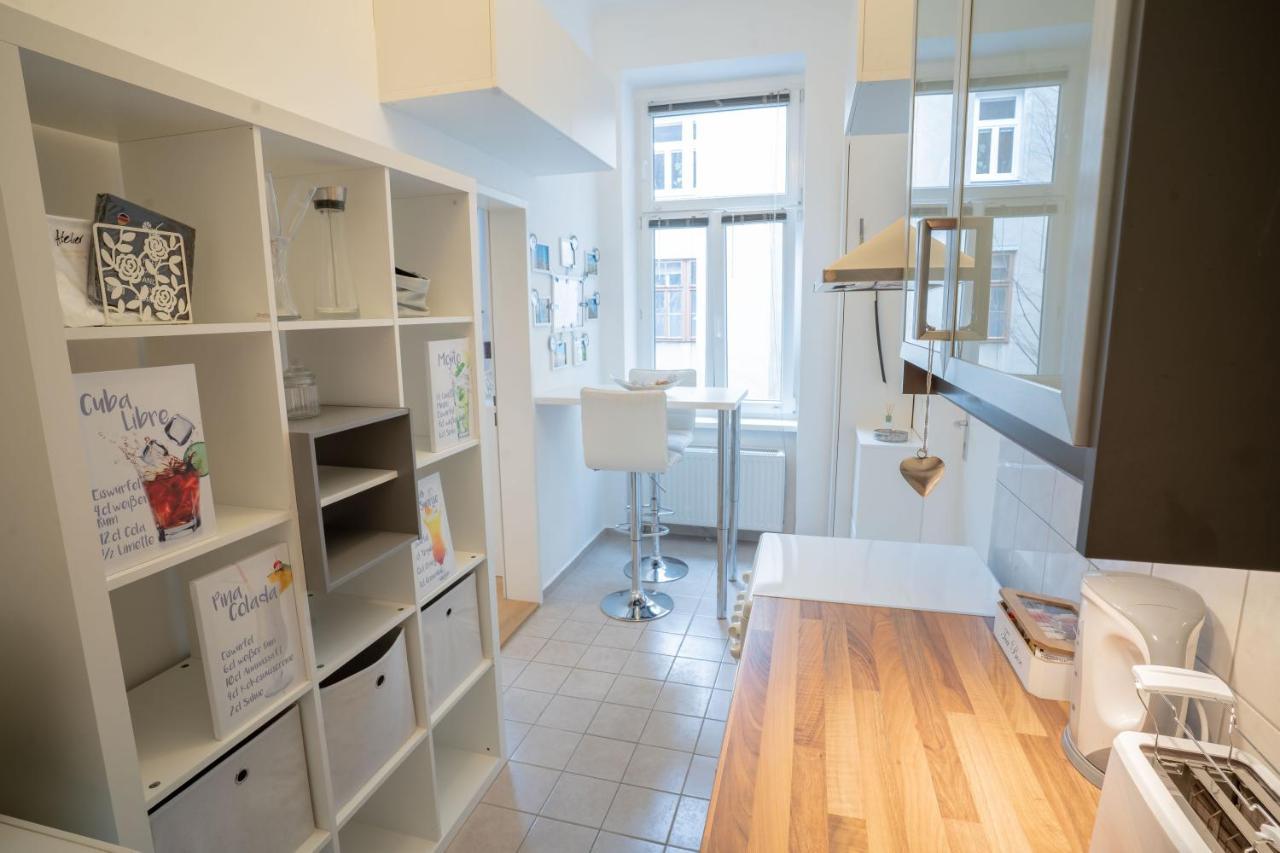 Ferienwohnung Cozy Modern Nest In The Heart Of Vienna With Netflix Exterior foto